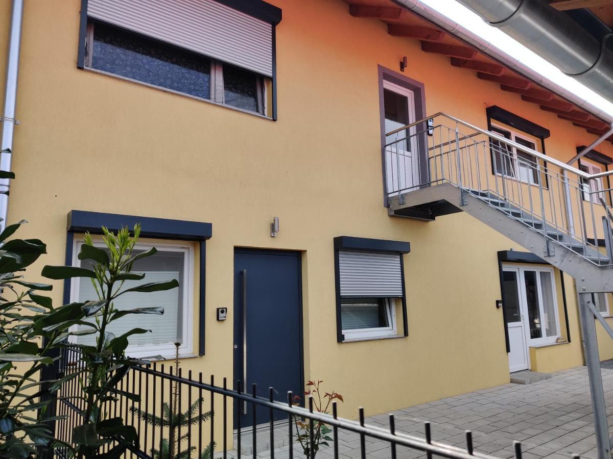 アウッゲンEbenerdig Mit Terrasse & Garten, Wlan & Parkplatz! Self Check-In & Check-Out! Schwedenofen!アパートメント エクステリア 写真