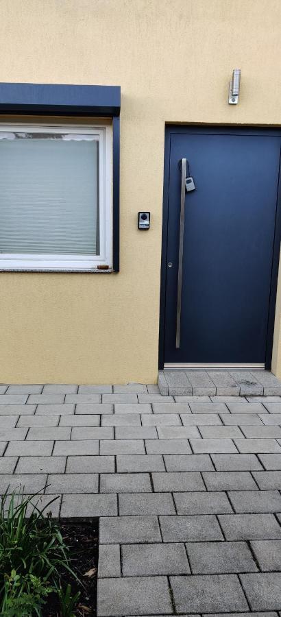 アウッゲンEbenerdig Mit Terrasse & Garten, Wlan & Parkplatz! Self Check-In & Check-Out! Schwedenofen!アパートメント エクステリア 写真